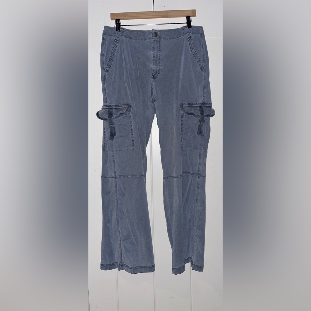 American Eagle Blue Dreamy Drape Stretch Cargo Super High-Waist Baggy Women 16L